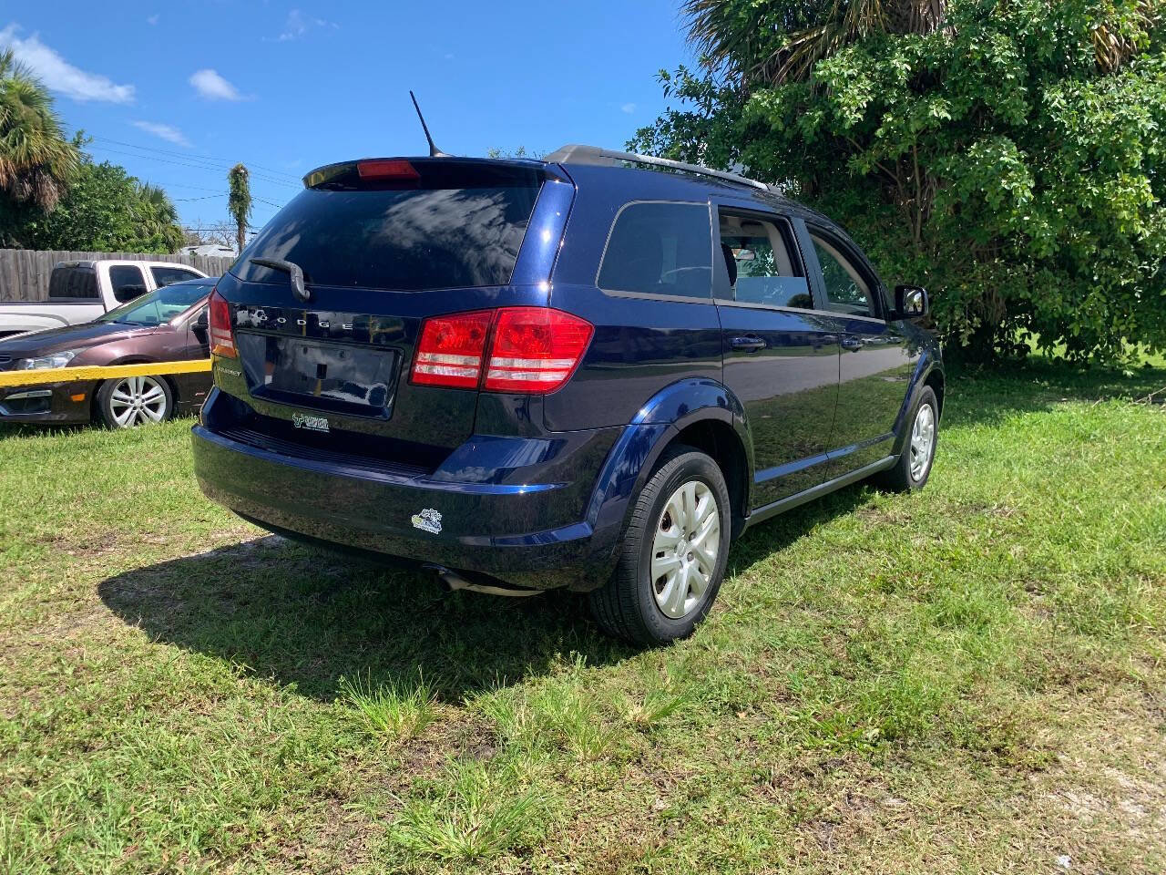 Used 2018 Dodge Journey SE image 4