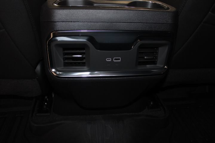 New 2026 GMC Sierra 1500 Elevation w/ Elevation Premium Package AWD/4WD image 23