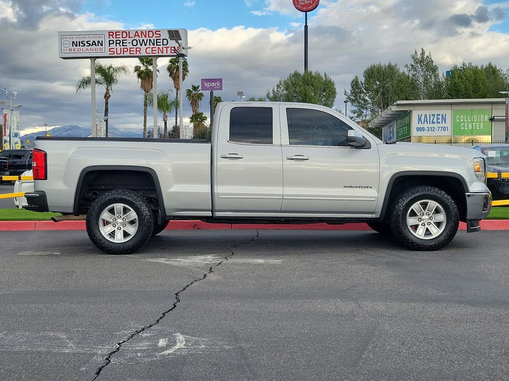Used 2015 GMC Sierra 1500 SLE w/ SLE Value Package image 29