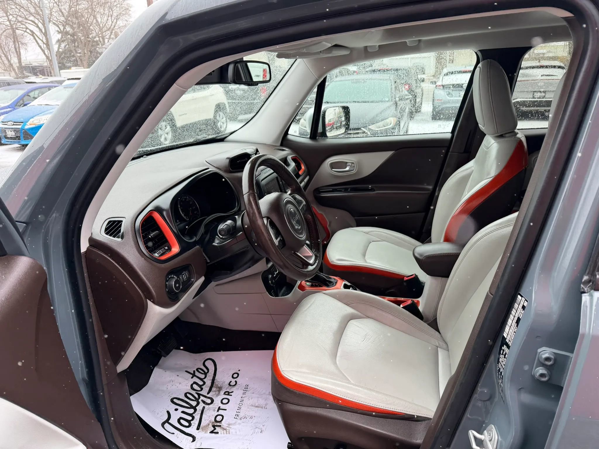 Used 2017 Jeep Renegade Limited AWD/4WD image 10
