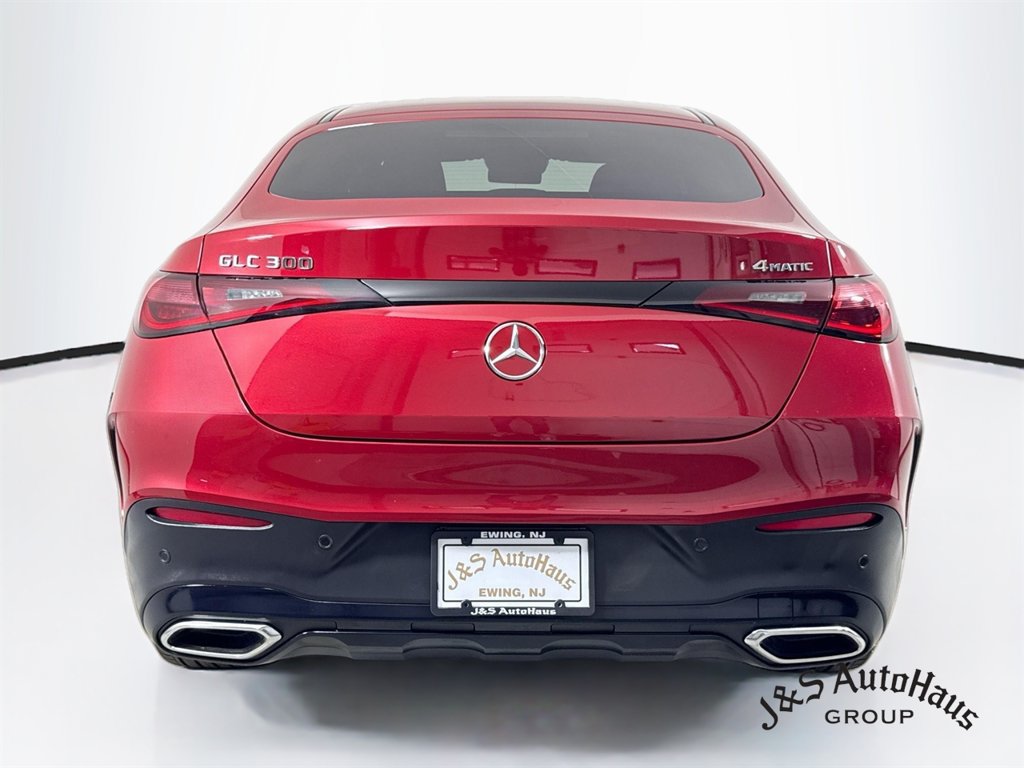 Used 2025 Mercedes-Benz GLC 300 4MATIC w/ AMG Line image 6