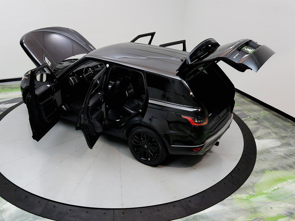Used 2020 Land Rover Range Rover Sport SE image 39