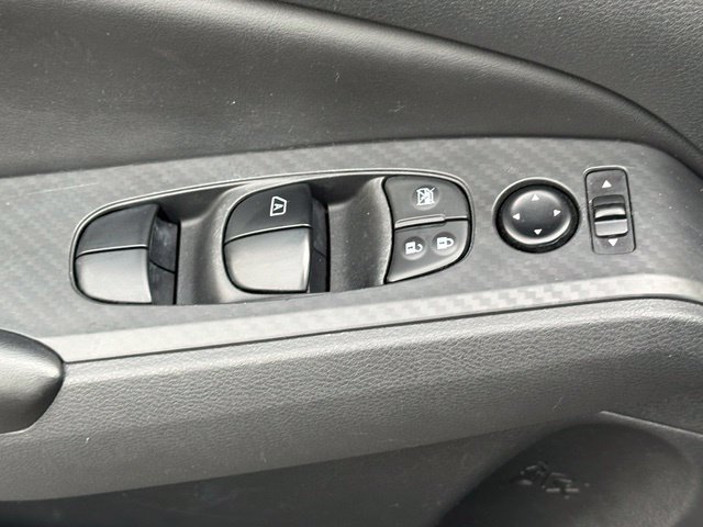Used 2022 Nissan Altima 2.5 S FWD image 19