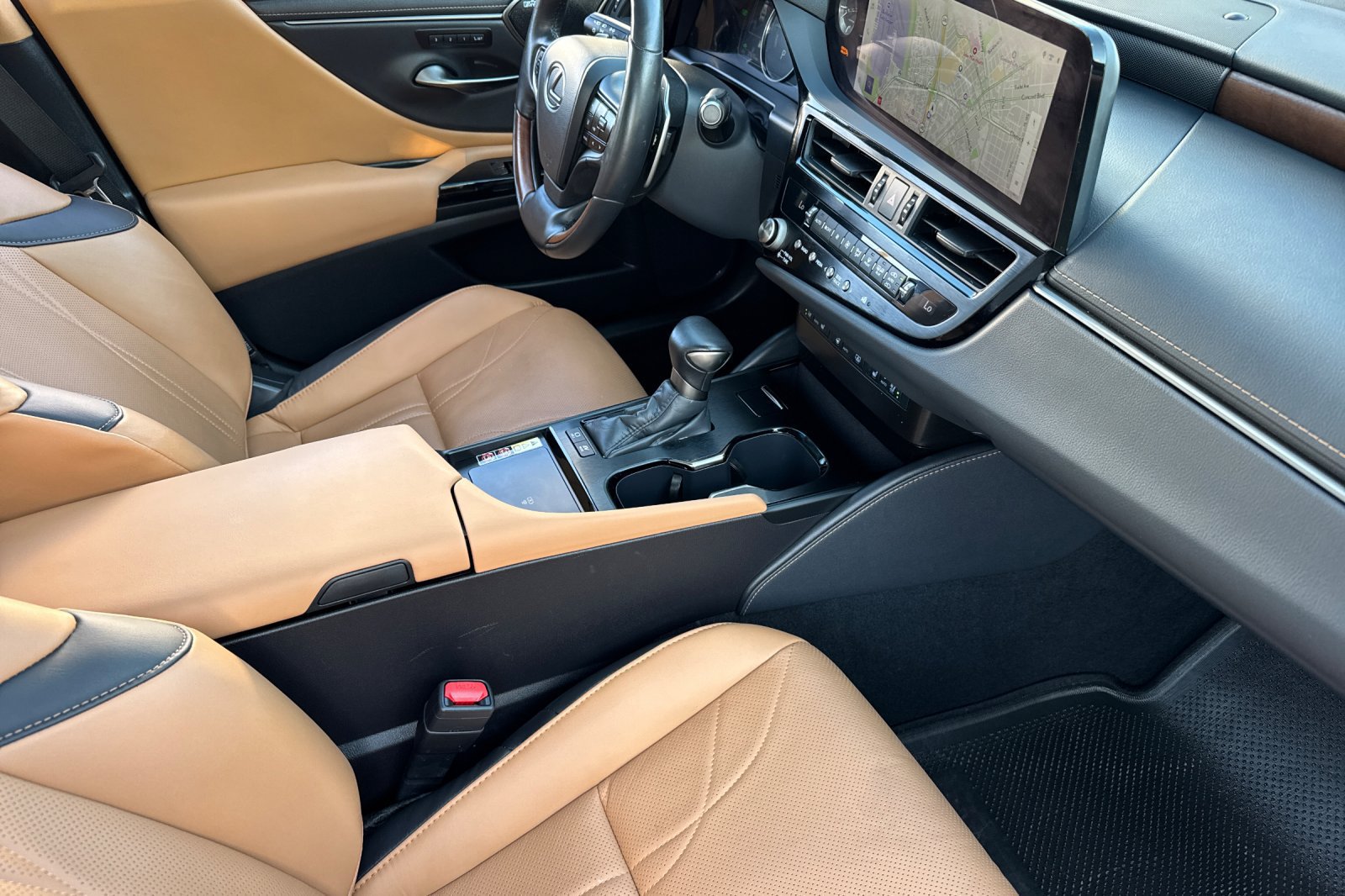 Certified 2025 Lexus ES 300h w/ Accessory Package (Z1) FWD image 12