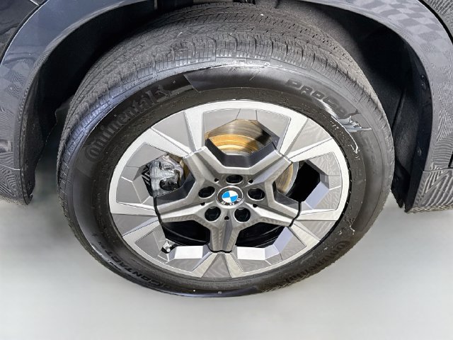 Used 2026 BMW X1 xDrive28i AWD/4WD image 32