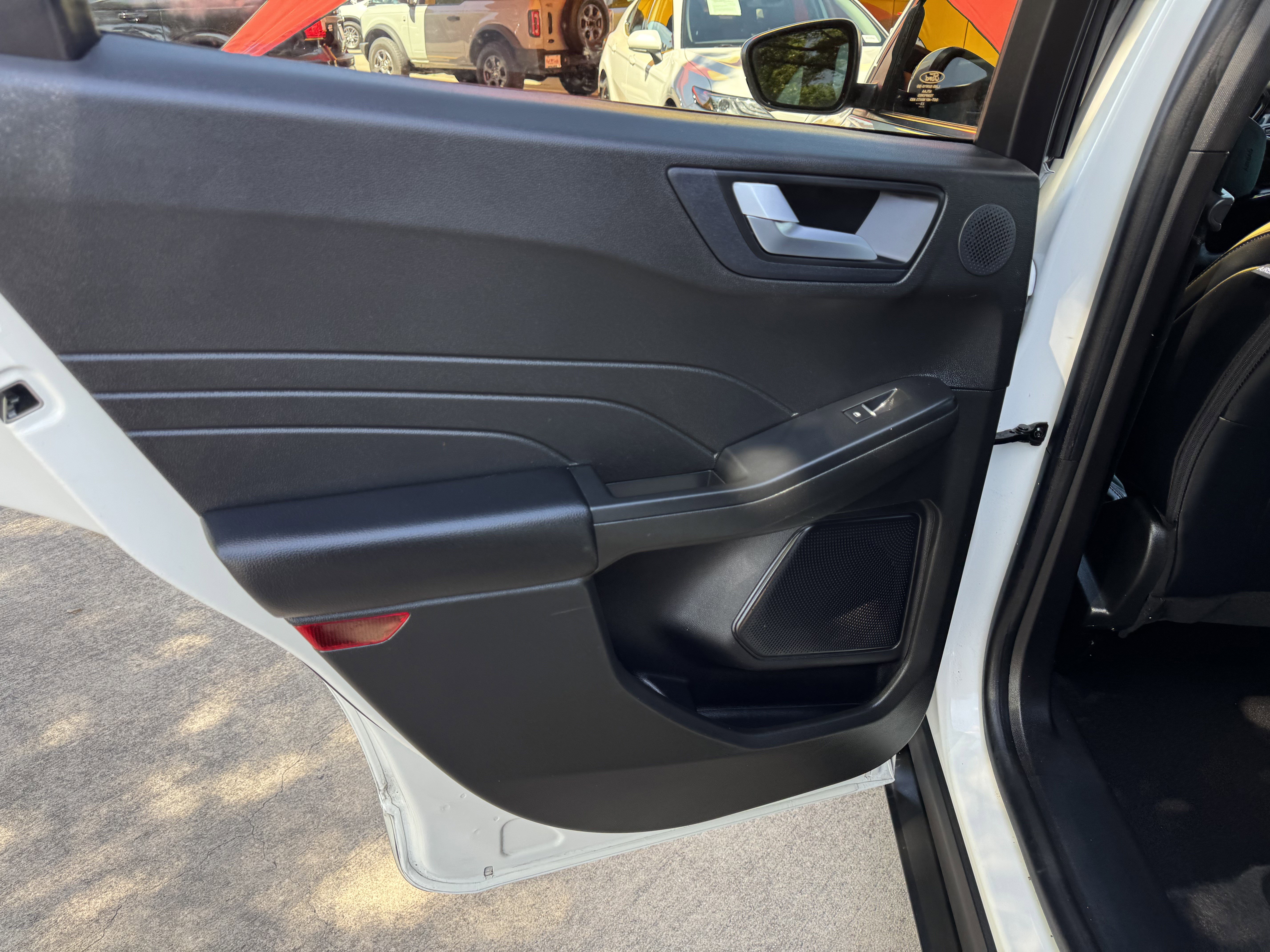 Used 2023 Ford Escape ST-Line Select w/ Tech Pack #2 image 15