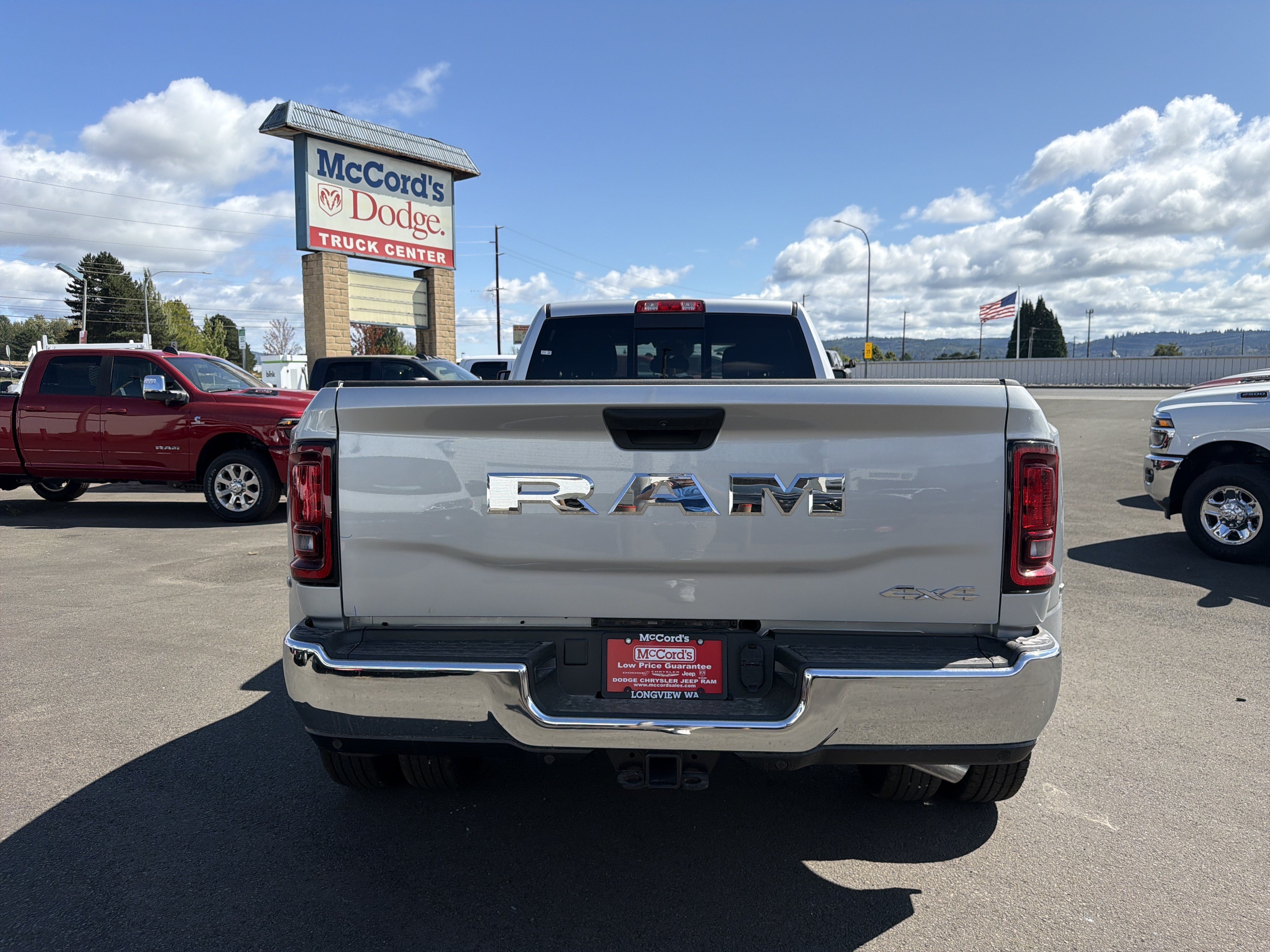 New 2026 RAM 3500 Tradesman AWD/4WD image 4