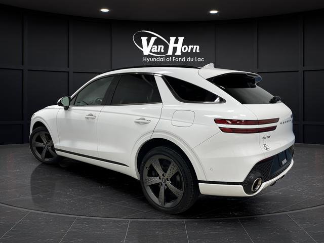 Used 2025 Genesis GV70 3.5T Sport w/ Sport Prestige Package image 3