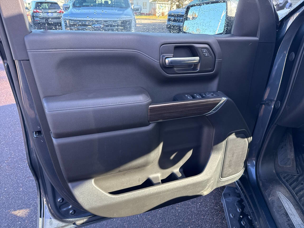 Used 2021 Chevrolet Silverado 1500 LT image 32