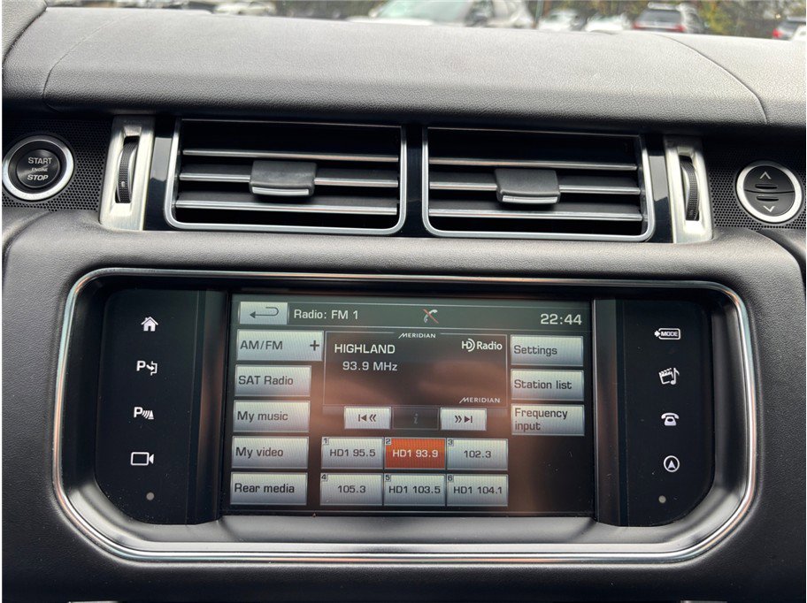 Used 2016 Land Rover Range Rover Supercharged image 29