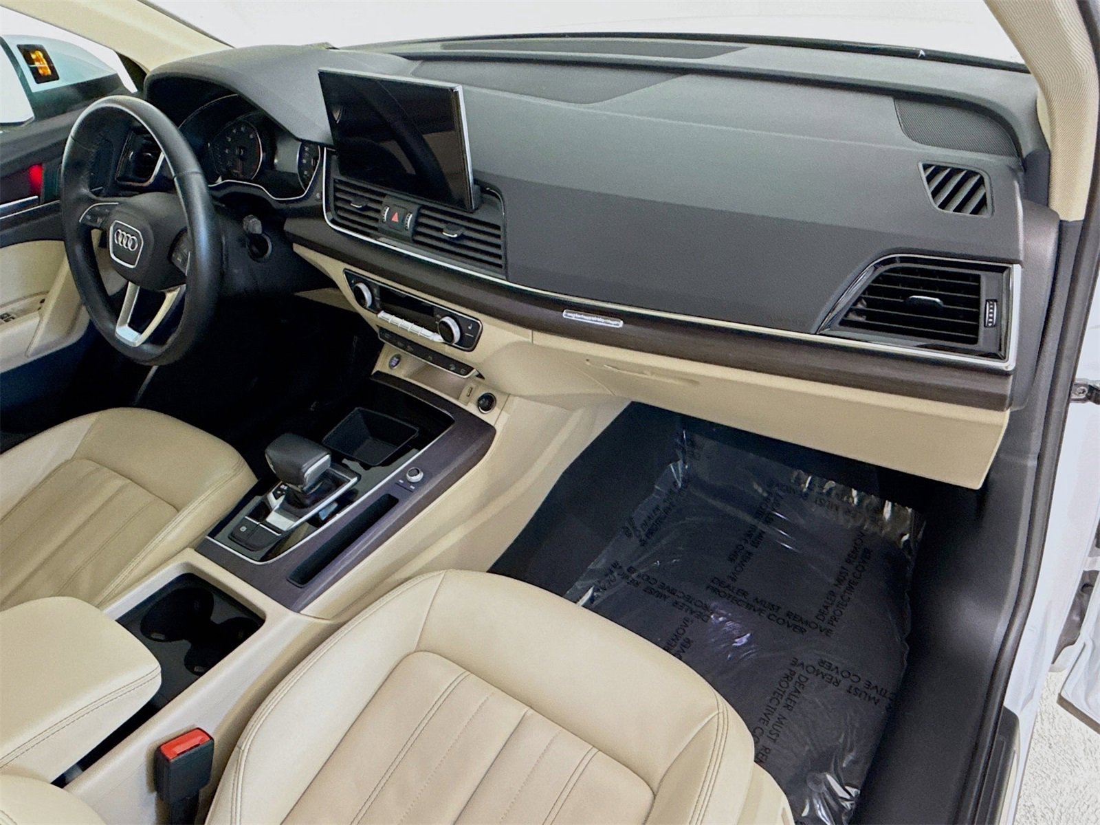 Used 2023 Audi Q5 2.0T Premium w/ Convenience Package image 29