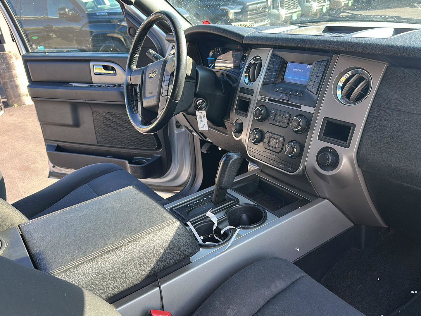 Used 2016 Ford Expedition EL XLT AWD/4WD image 12