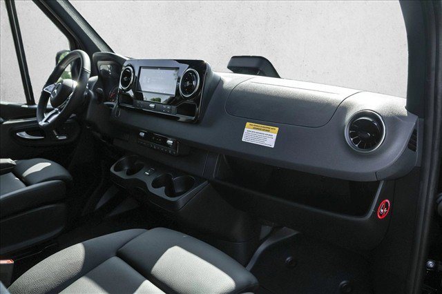 New 2026 Mercedes-Benz Sprinter 2500 image 23
