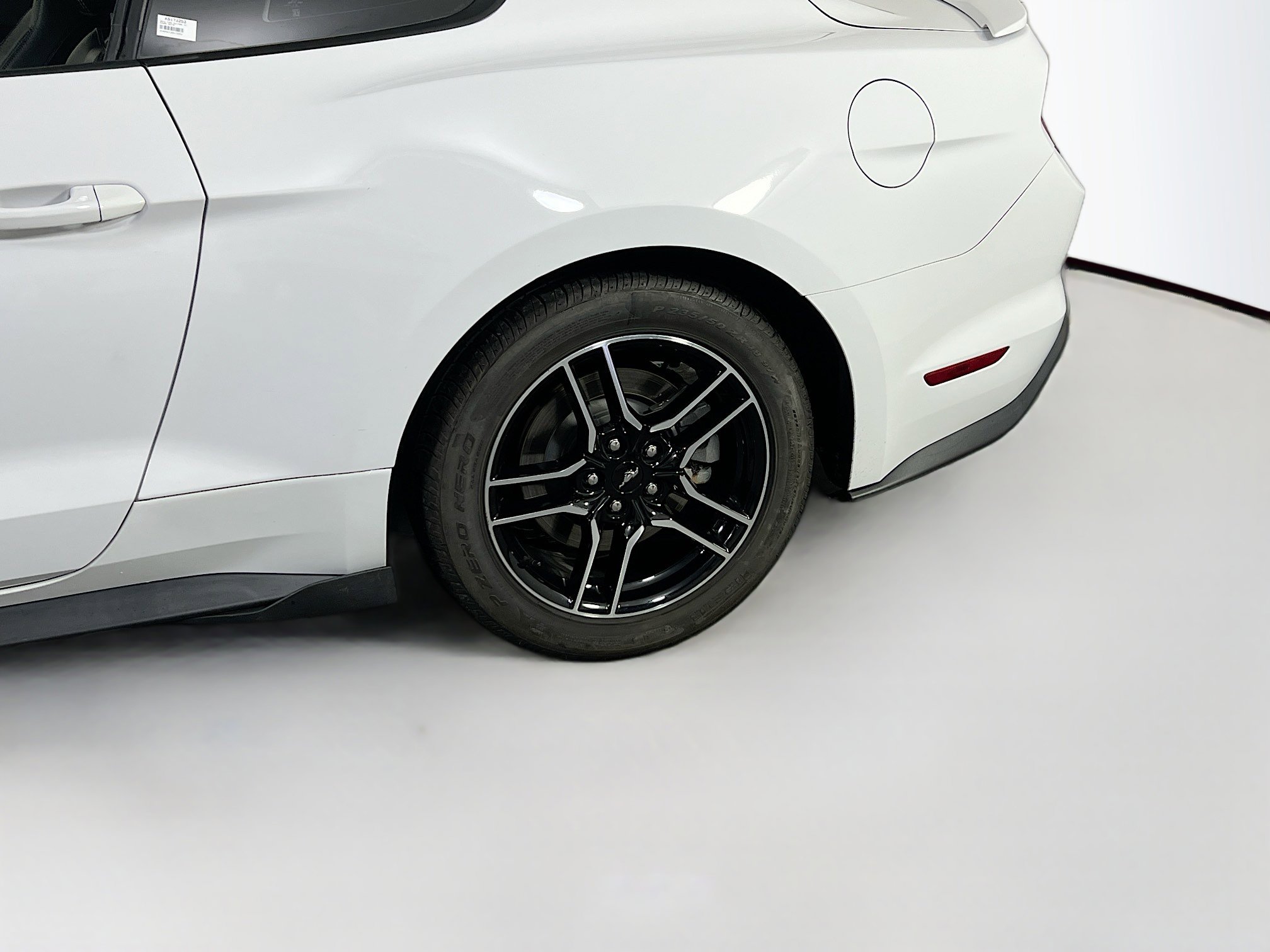 Used 2019 Ford Mustang GT Premium image 30