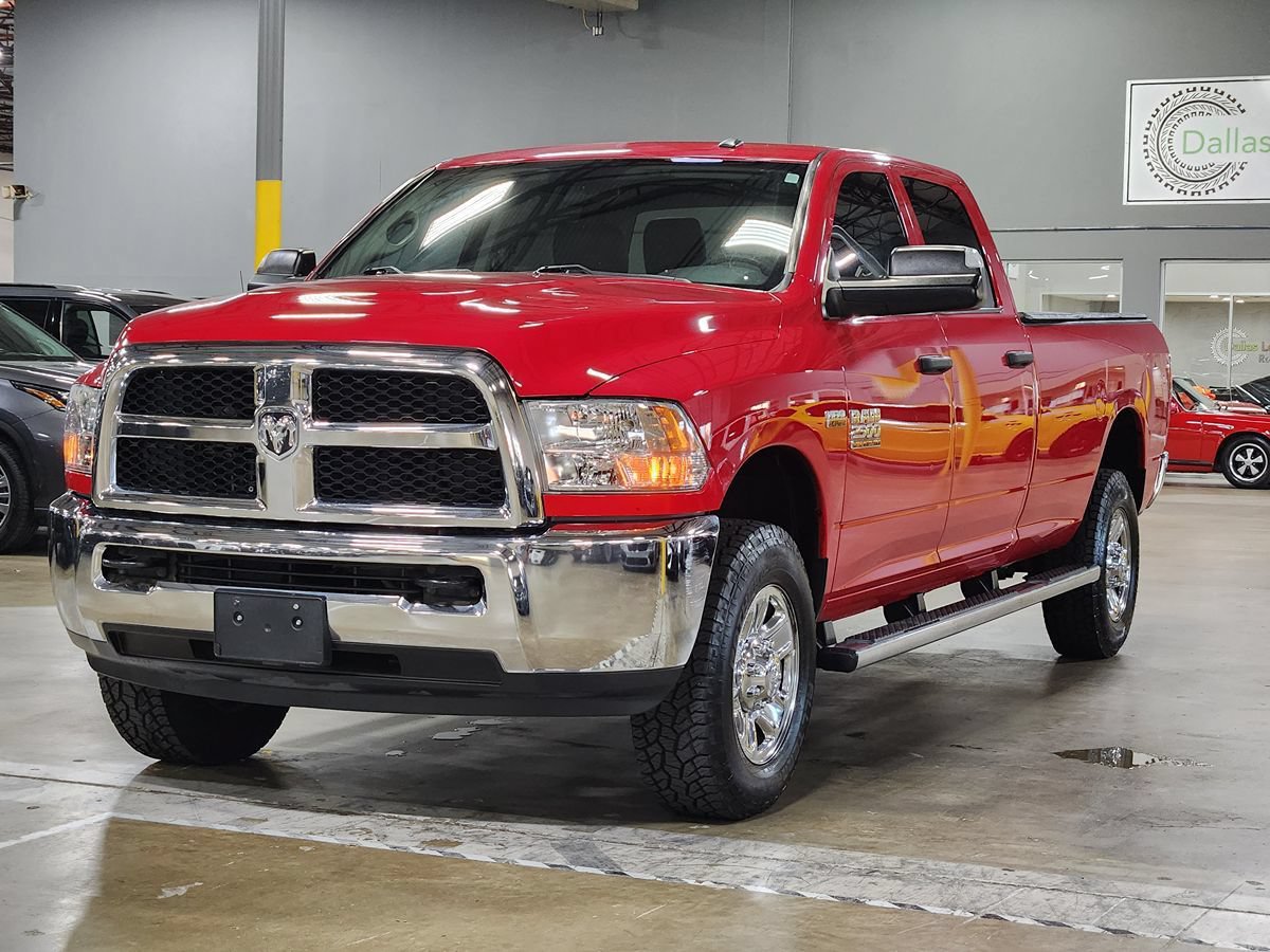 Used 2018 RAM 2500 Tradesman w/ Chrome Appearance Group AWD/4WD image 4