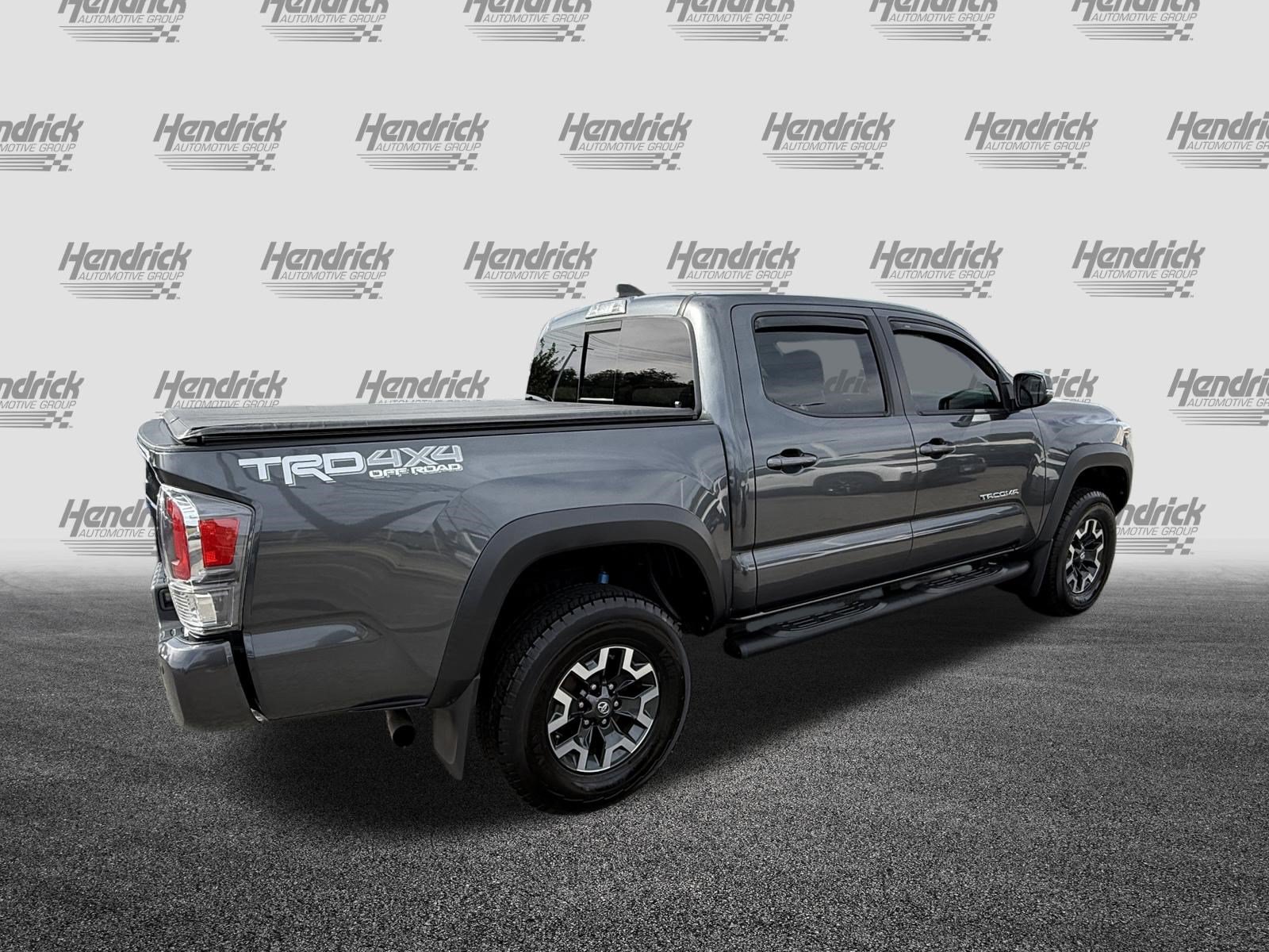 Used 2021 Toyota Tacoma TRD Off-Road w/ Technology Package AWD/4WD image 10