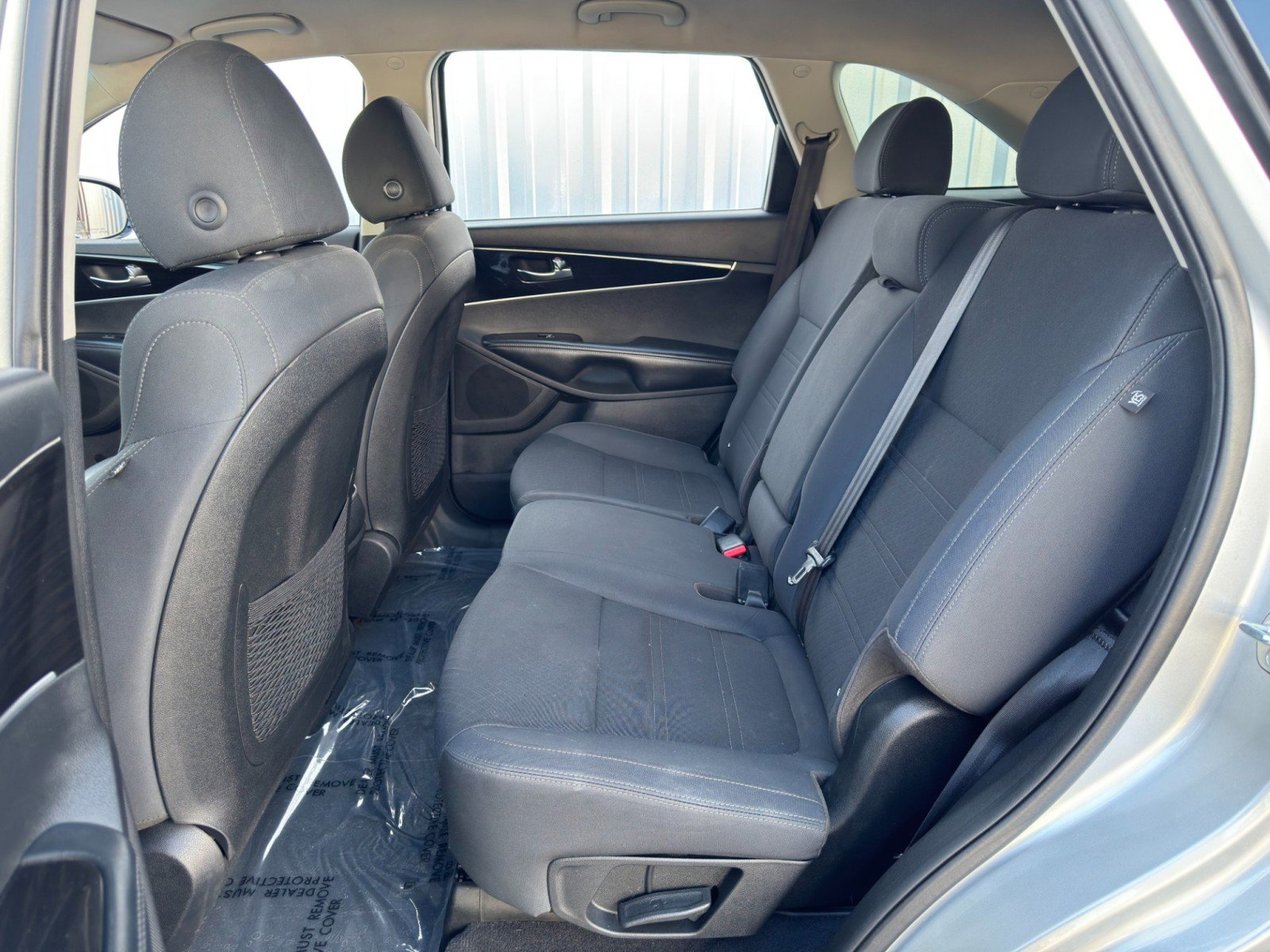 Used 2020 Kia Sorento S image 36