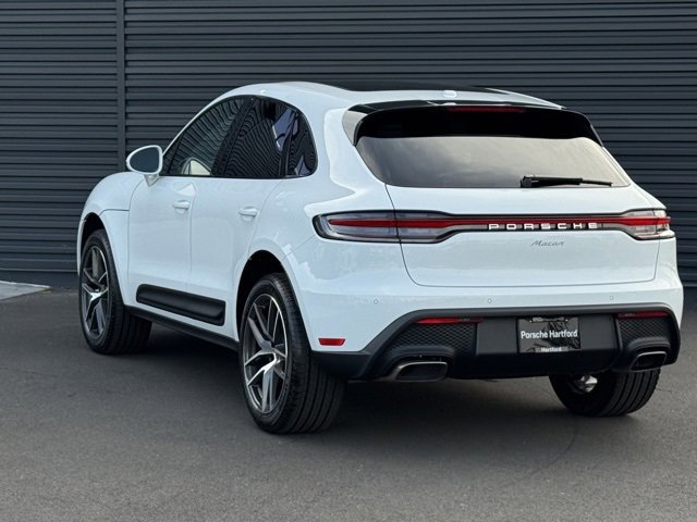 New 2026 Porsche Macan image 3