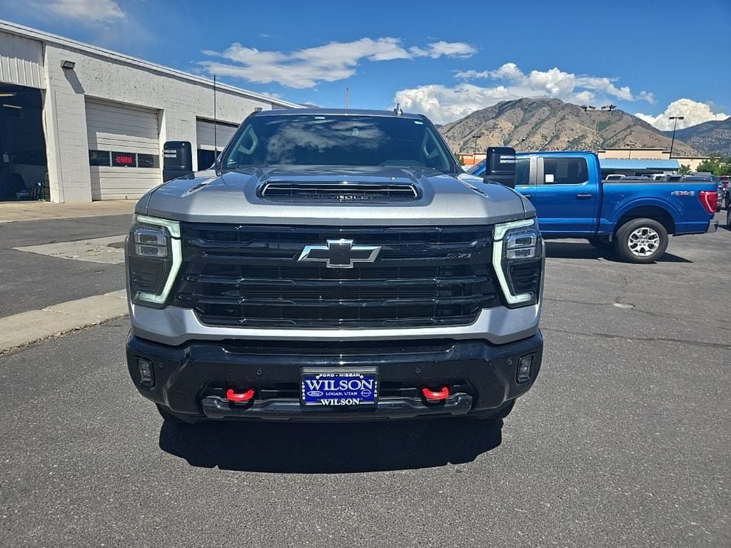 Used 2025 Chevrolet Silverado 2500 LTZ w/ Trail Boss Package AWD/4WD image 2