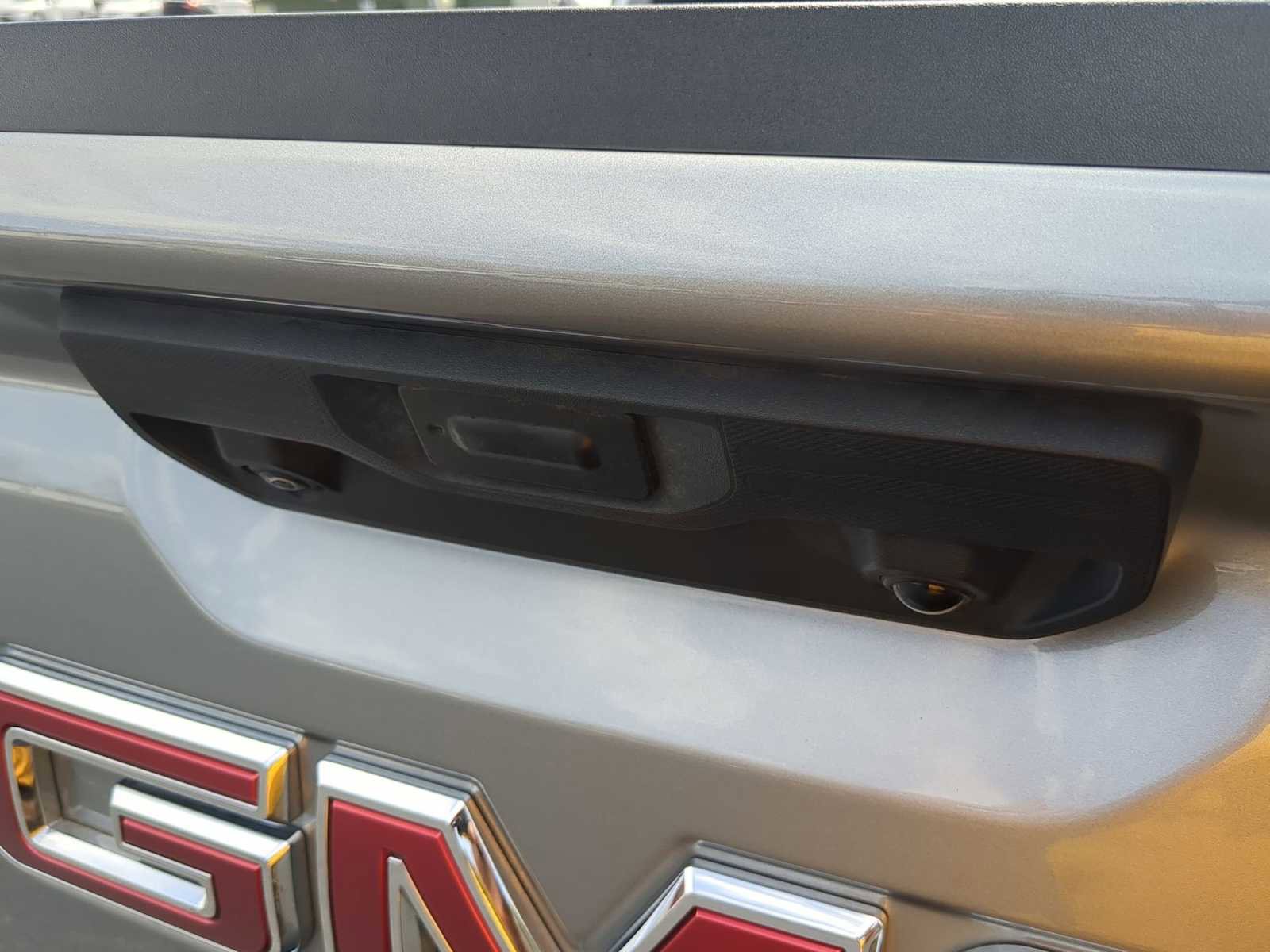 Used 2024 GMC Sierra 1500 Pro w/ Graphite Edition image 23