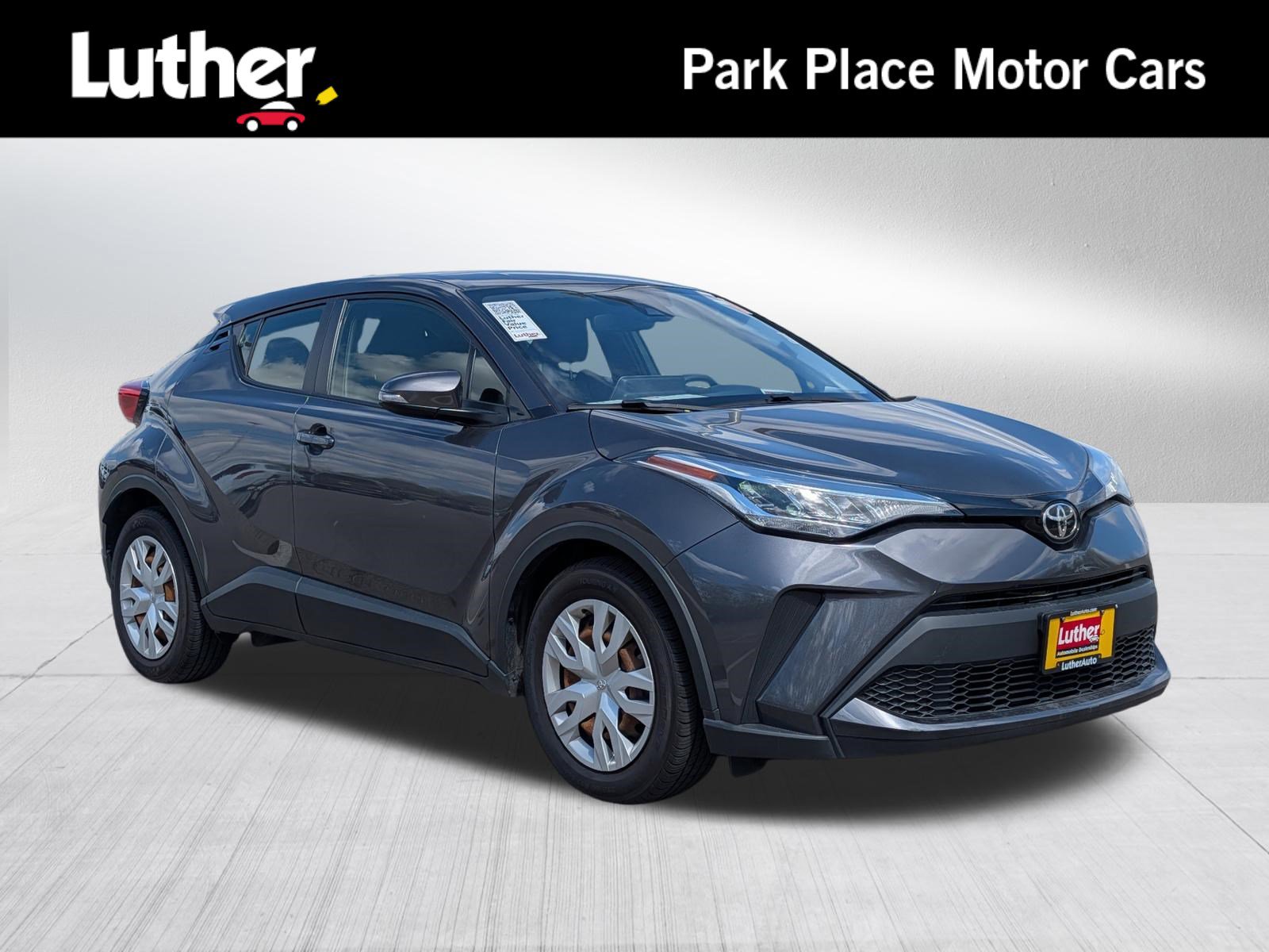 Used 2021 Toyota C-HR LE FWD image 1