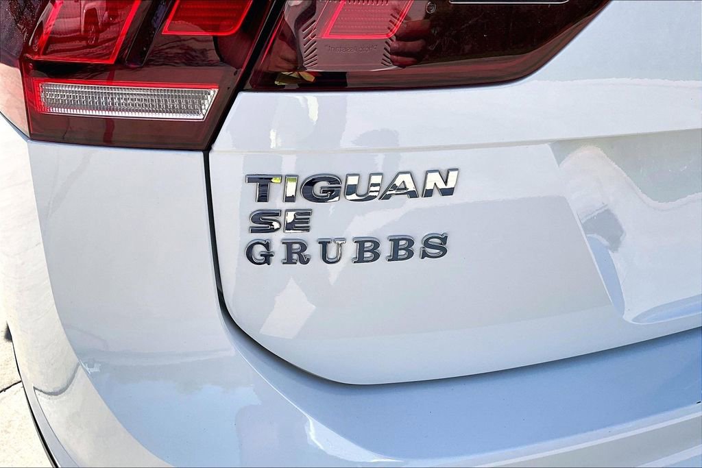 Used 2019 Volkswagen Tiguan SE image 43