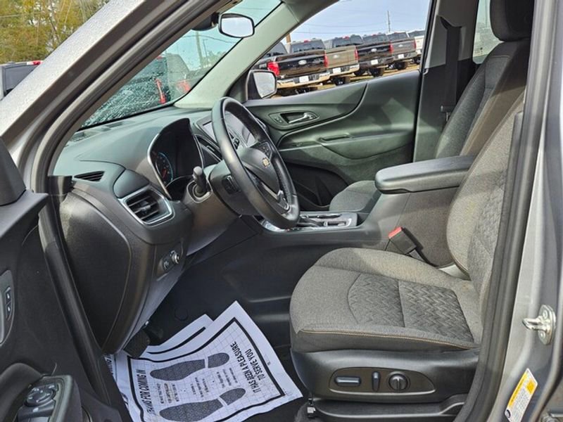 Used 2024 Chevrolet Equinox LT image 6