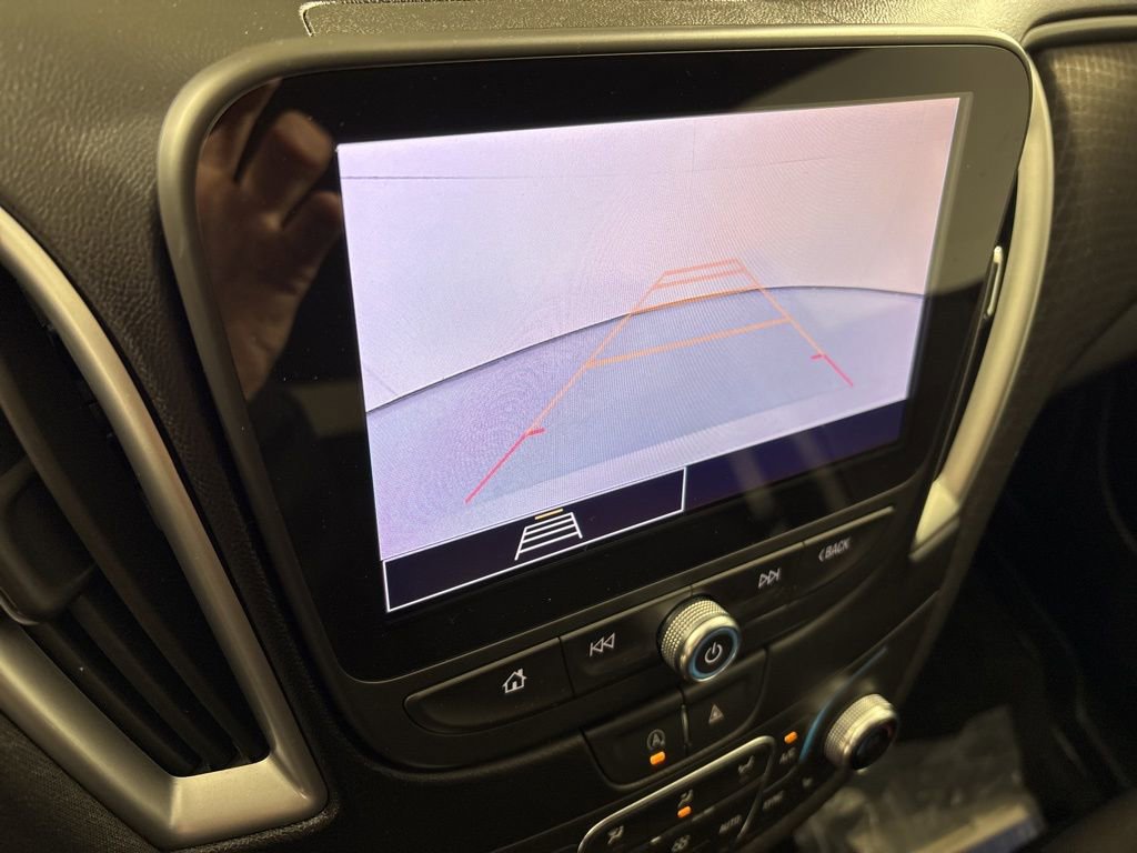 Used 2023 Chevrolet Malibu LT FWD image 35