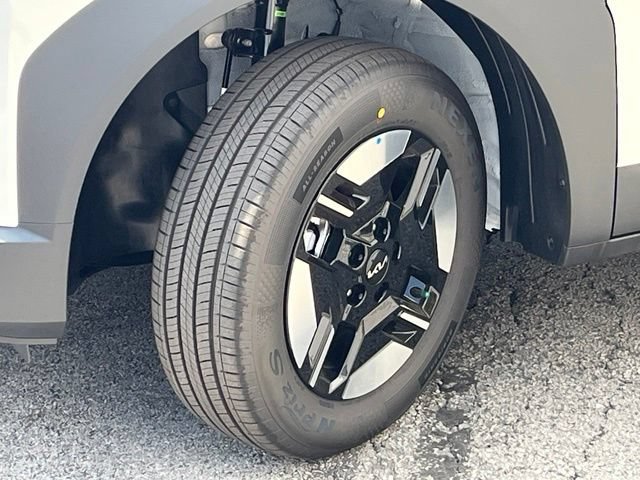New 2027 Kia Seltos LX AWD/4WD image 3
