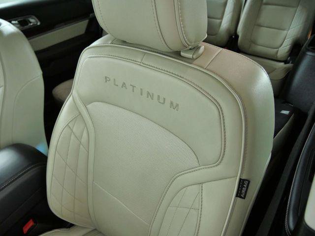 Used 2018 Ford Explorer Platinum AWD/4WD image 11