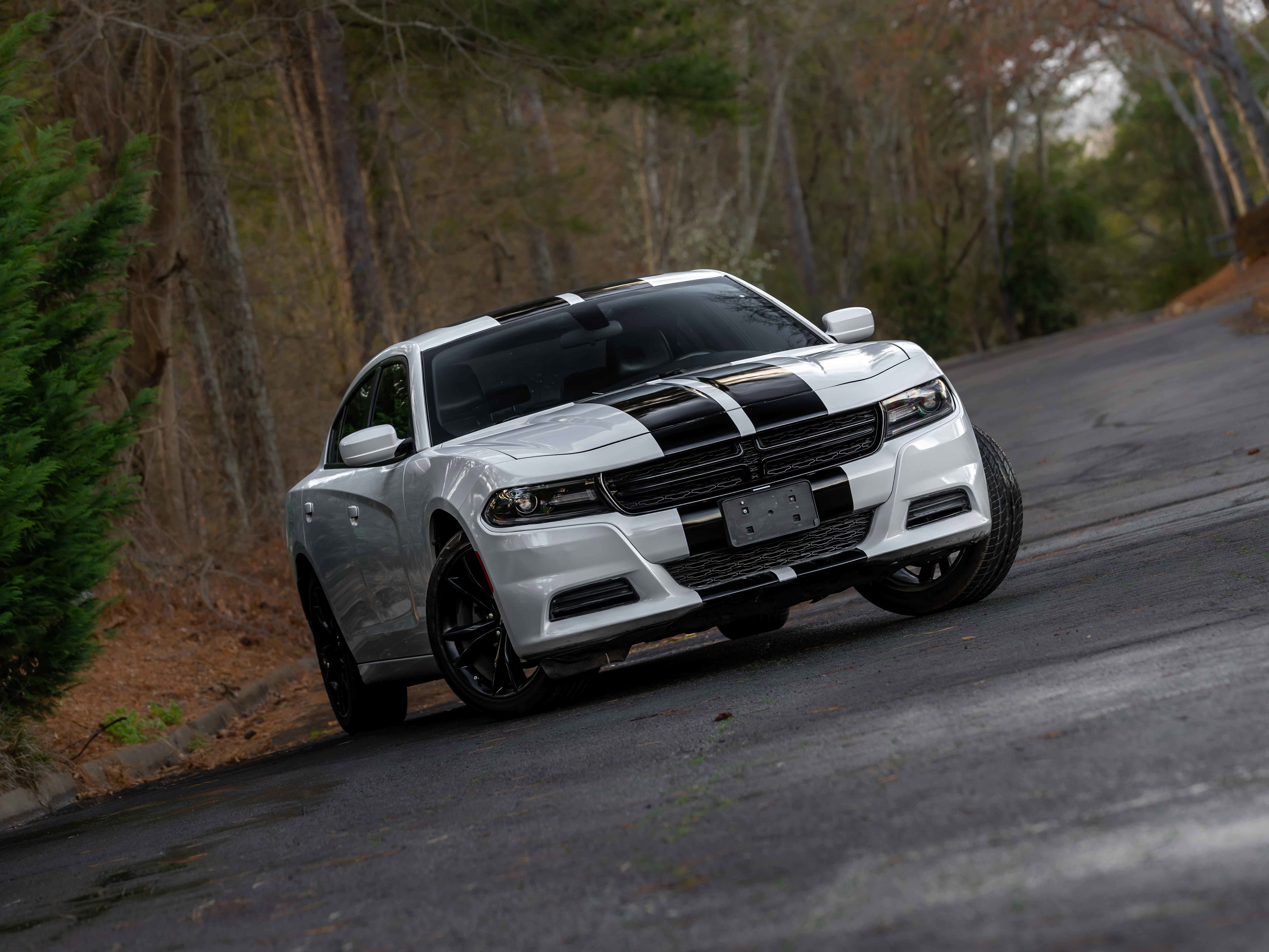 Used 2019 Dodge Charger SXT w/ Leather Interior Group image 21