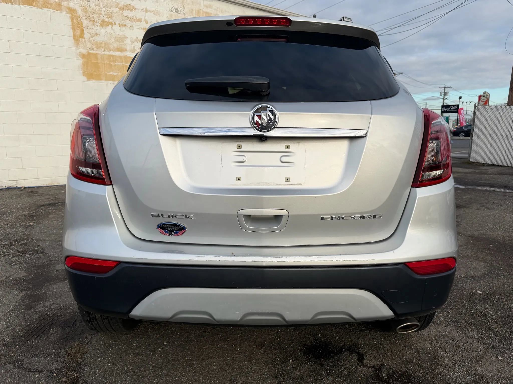 Used 2018 Buick Encore Preferred image 6