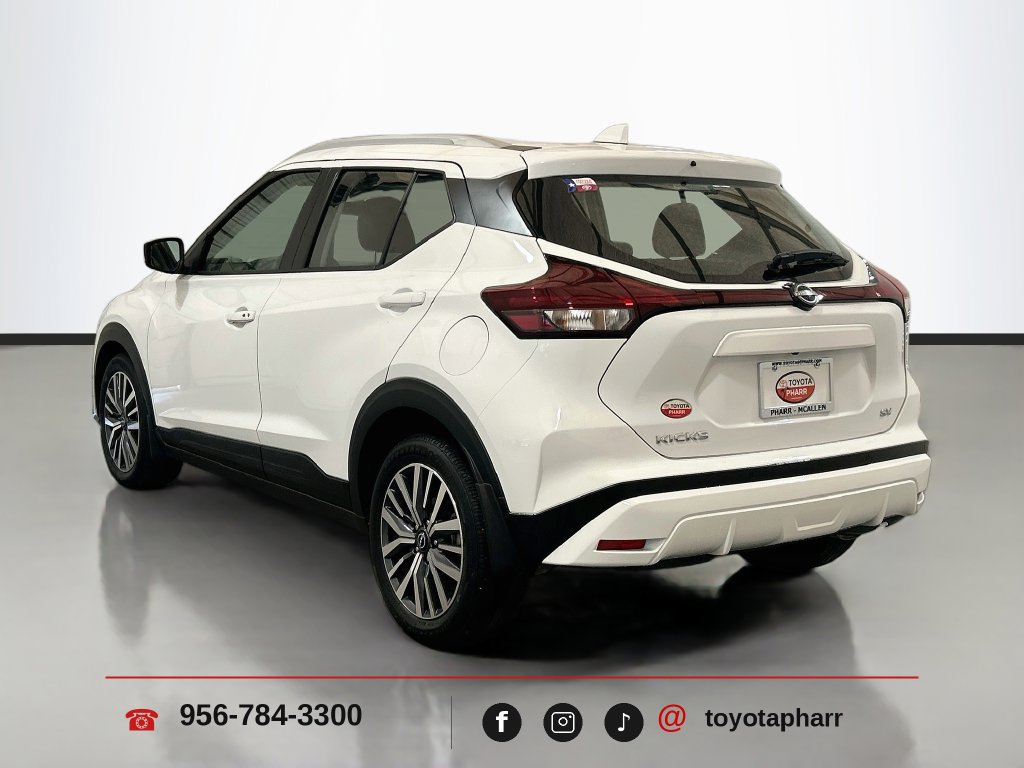 Used 2024 Nissan Kicks SV FWD image 7