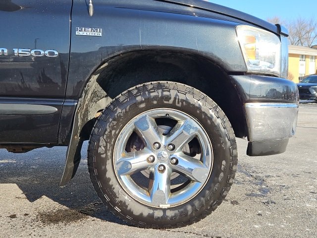 Used 2007 Dodge Ram 1500 Truck SLT w/ Sound & Secure Value Group image 13