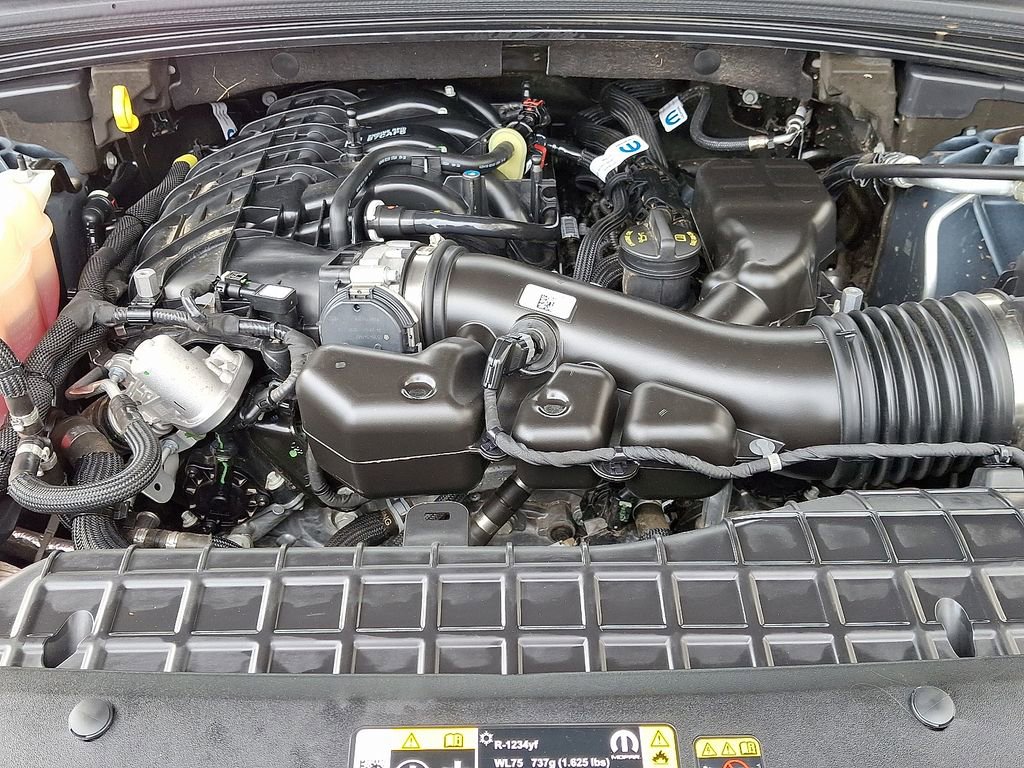 Certified 2024 Jeep Grand Cherokee L Laredo AWD/4WD image 29