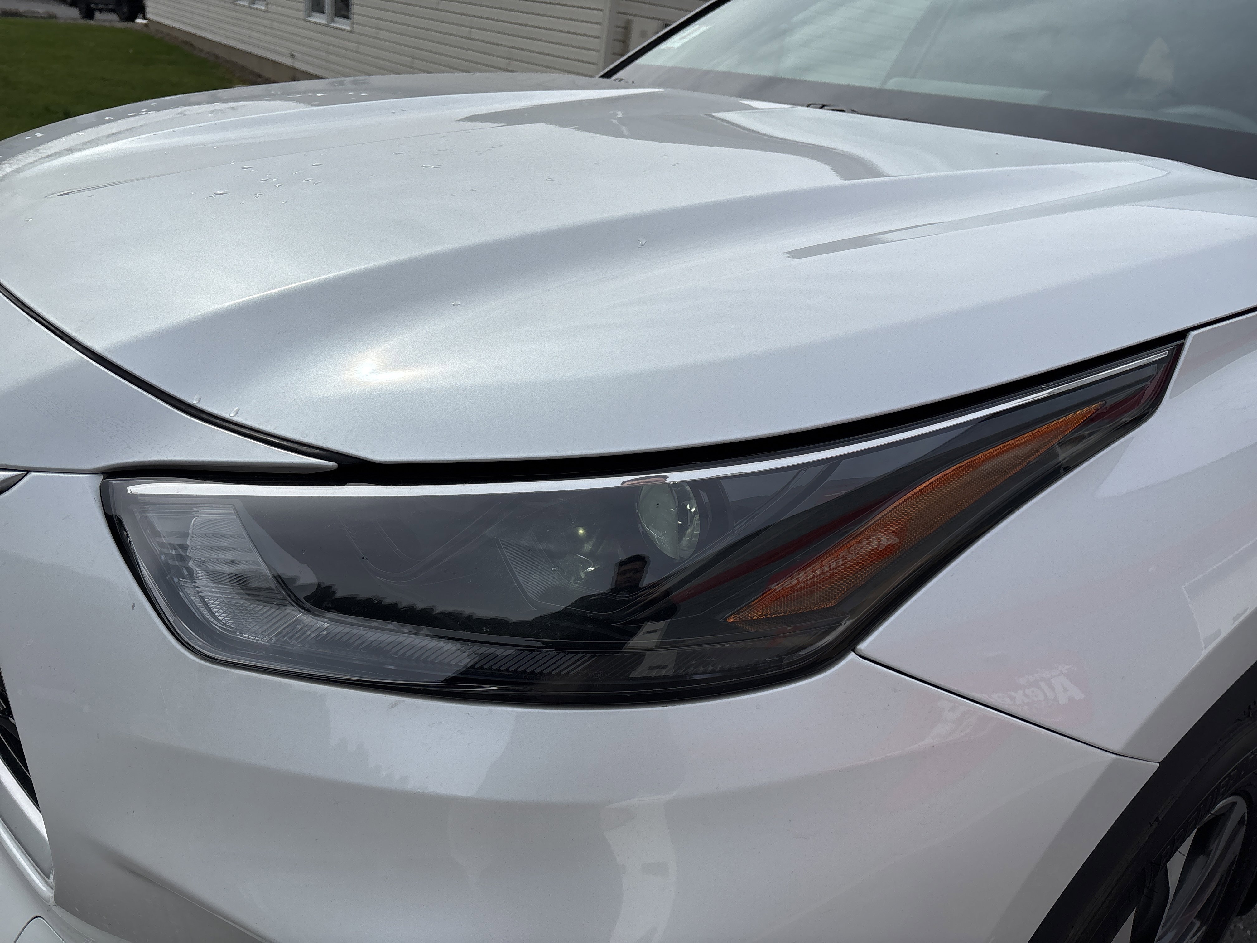 Used 2024 Toyota Highlander XLE image 10