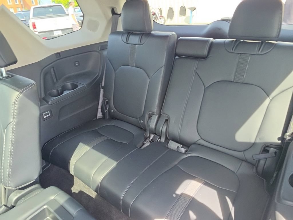Used 2024 Honda Pilot Touring image 30