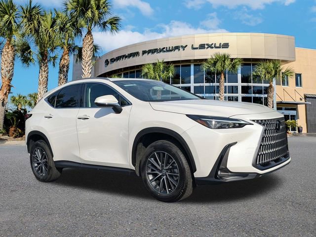 Used 2025 Lexus NX 250 FWD w/ Towing Package (2000 Lbs) video 2