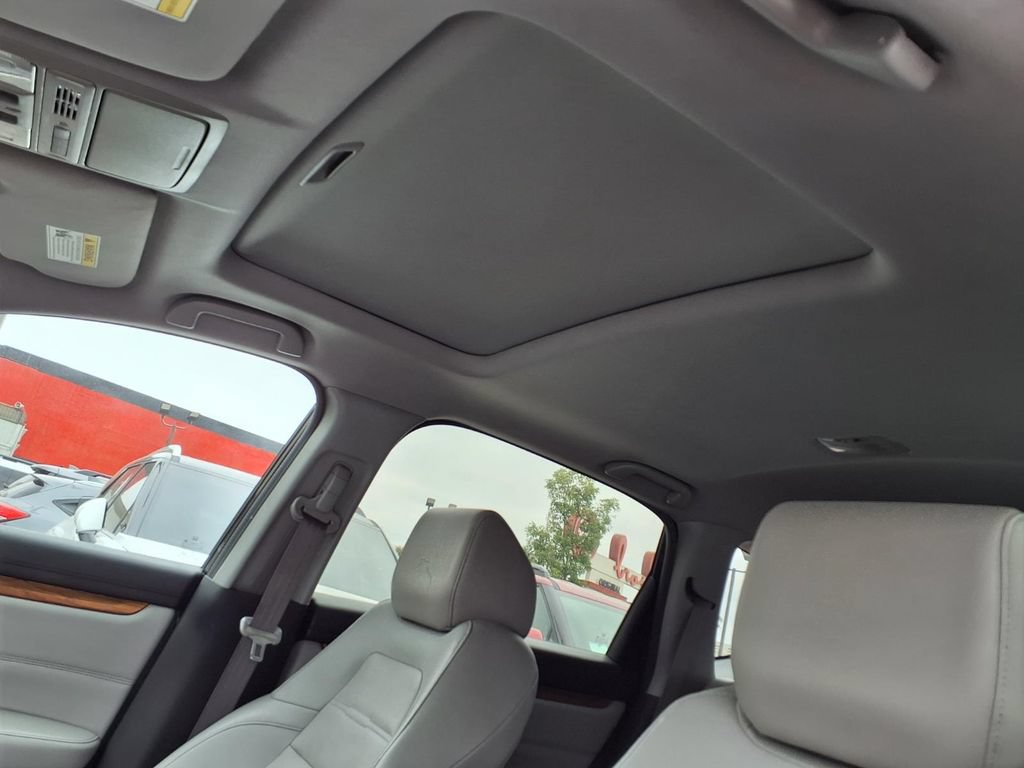 Used 2020 Honda CR-V Touring image 17