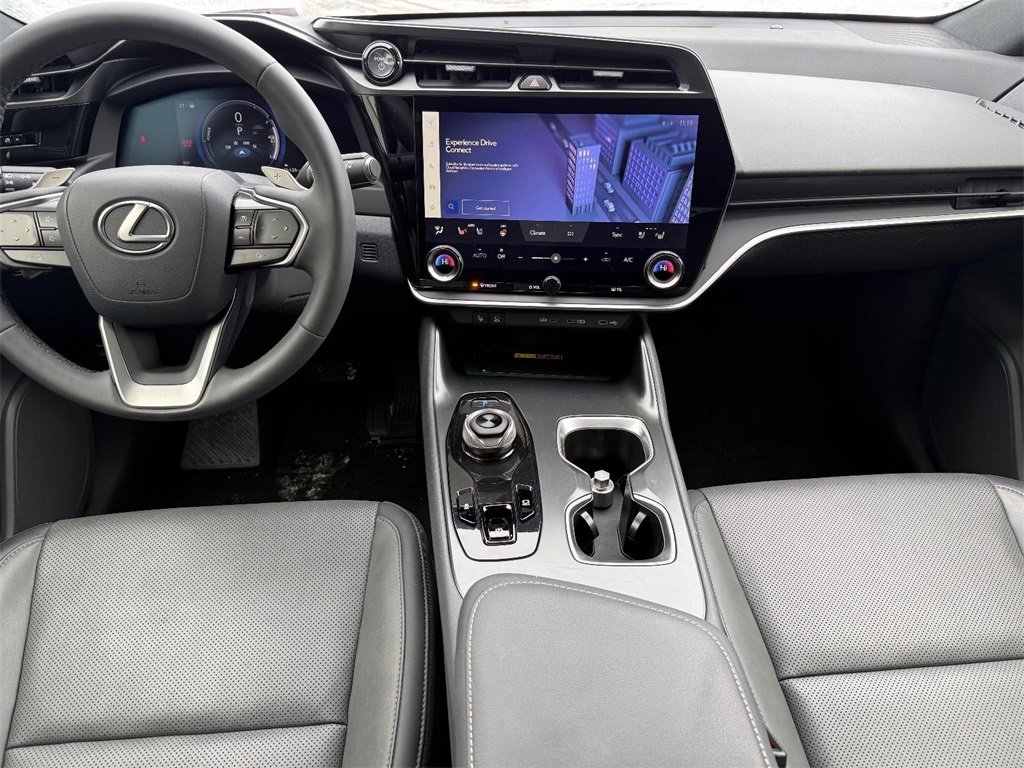 Used 2024 Lexus RZ 450e Premium image 11
