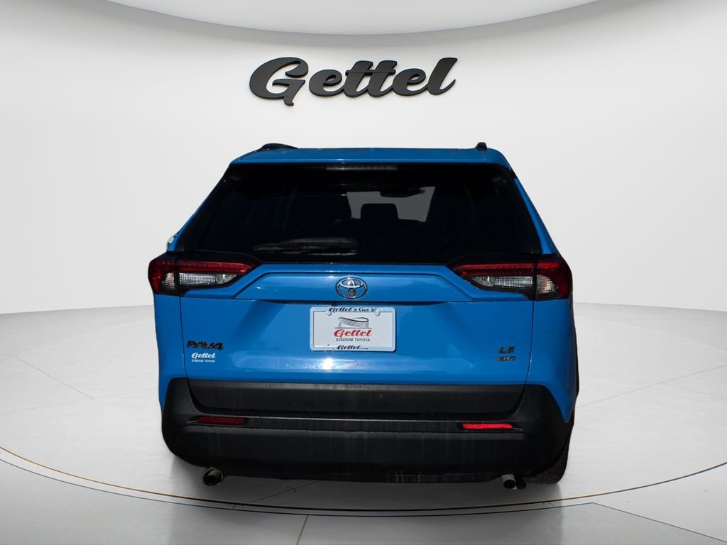 Used 2020 Toyota RAV4 LE image 13