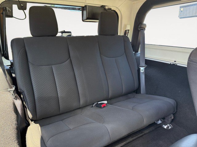 Used 2016 Jeep Wrangler Sport AWD/4WD image 12