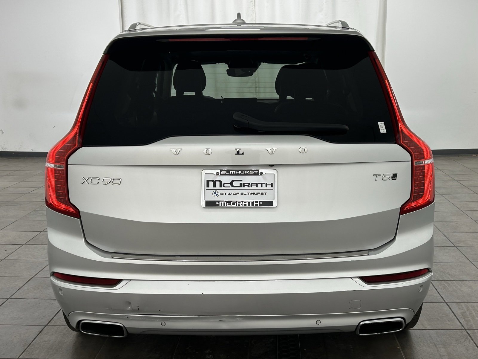 Used 2021 Volvo XC90 T5 Momentum w/ Climate Package image 4