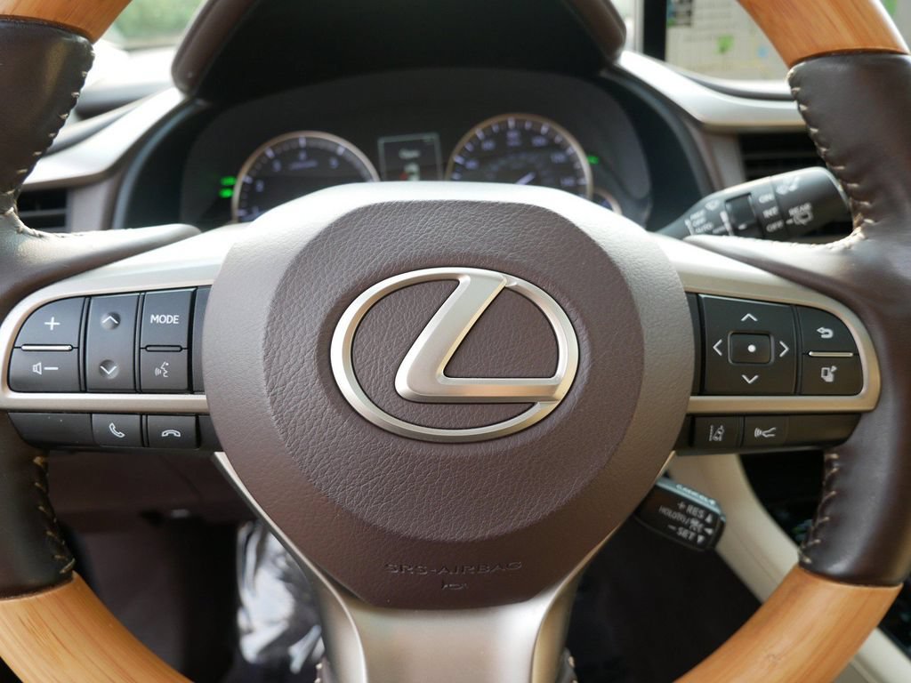 Used 2019 Lexus RX 350 AWD w/ Navigation Package image 19