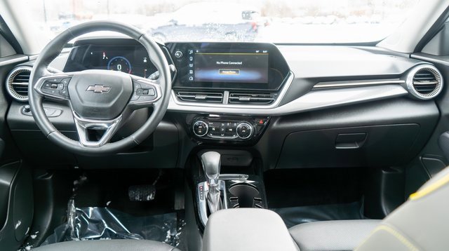 Used 2024 Chevrolet Trax ACTIV w/ Driver Confidence Package image 15