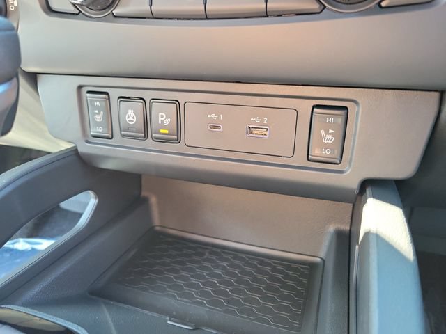 New 2026 Nissan Frontier SV w/ All-Weather Content Package AWD/4WD image 27