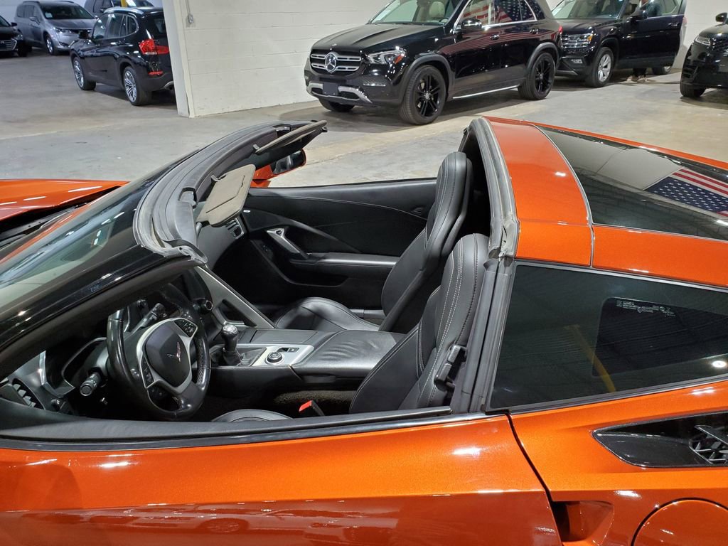 Used 2015 Chevrolet Corvette Stingray Coupe w/ Carbon Flash Badge Package image 34