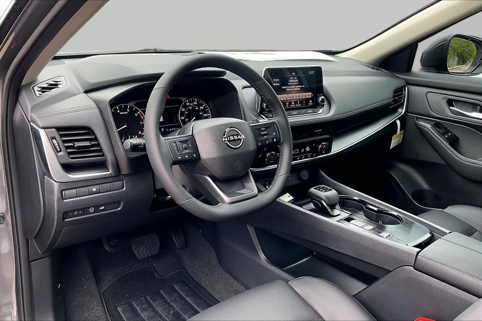 New 2026 Nissan Rogue Dark Armor FWD image 10