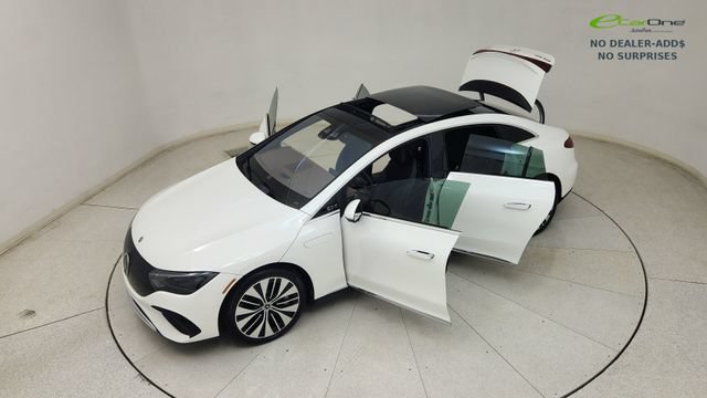 Used 2023 Mercedes-Benz EQE 500 4MATIC Sedan image 31