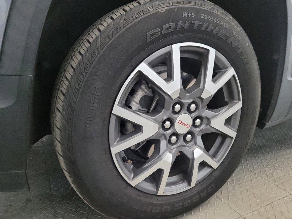 Used 2021 GMC Acadia SLE w/ Driver Convenience Package image 31